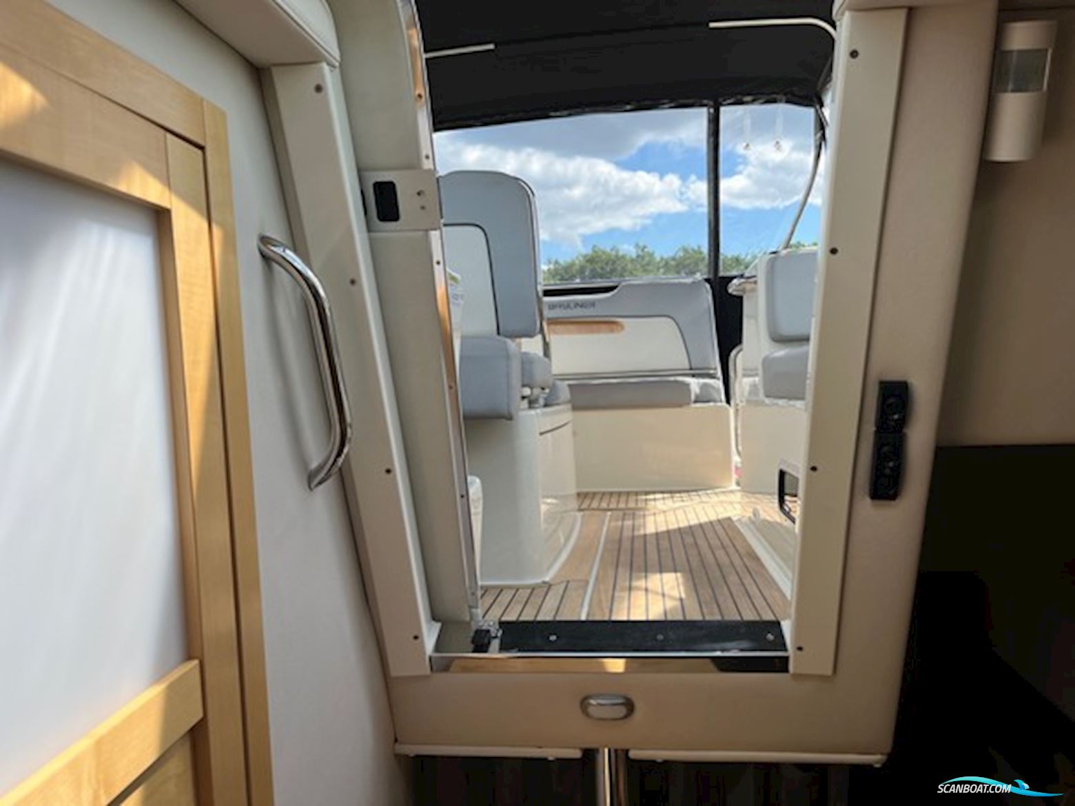 Bayliner Ciera 8 med 250 hk MerCruiser 4,5L V6 MPI DTS ferskvandskølet 4 takt 