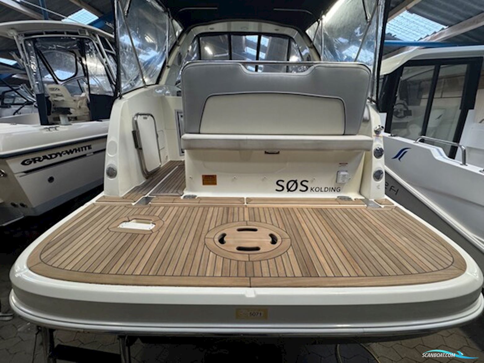Bayliner Ciera 8 med 250 hk MerCruiser 4,5L V6 MPI DTS ferskvandskølet 4 takt 