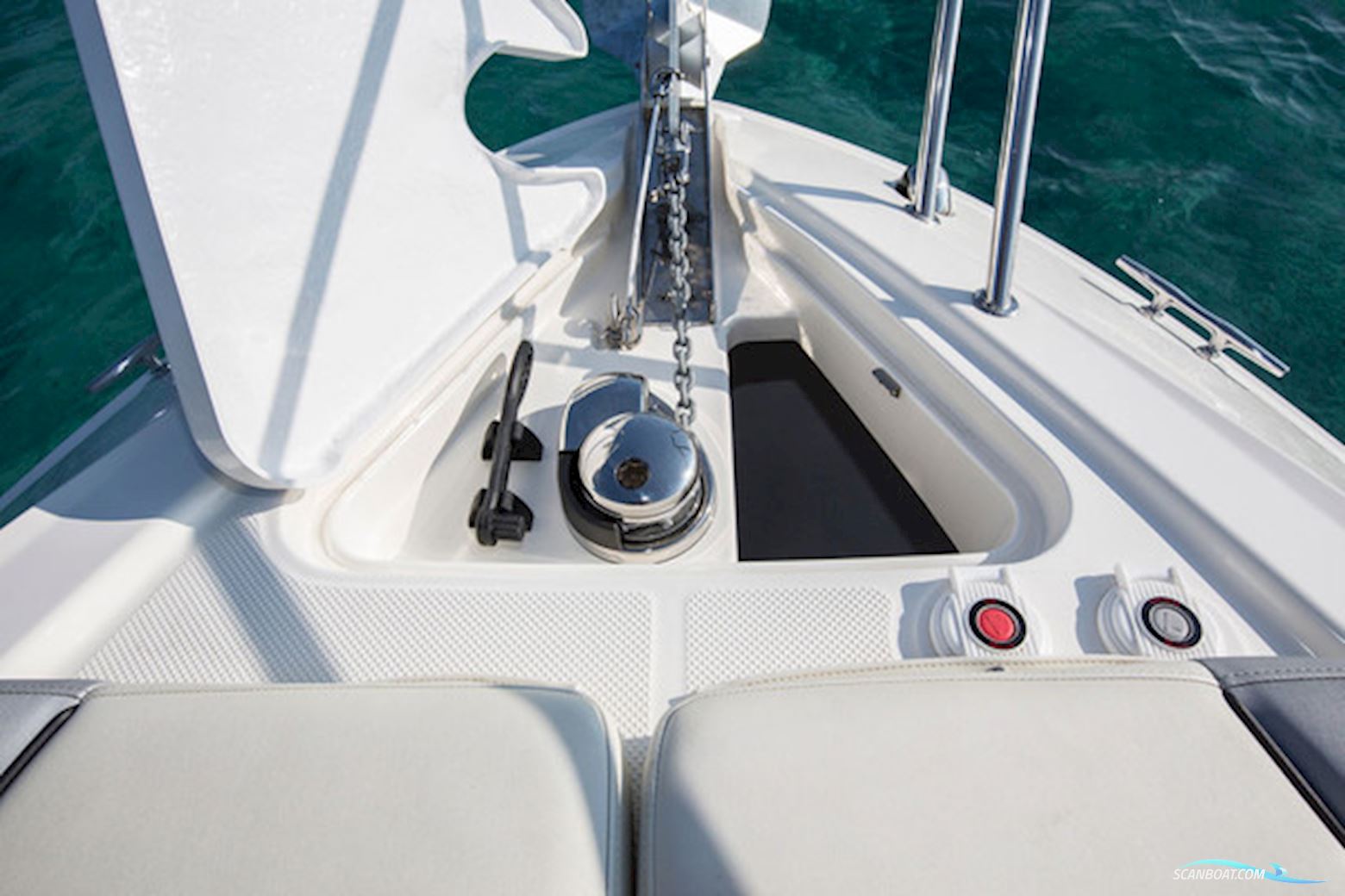 Bayliner Ciera 8 med Mercruiser sterndrive