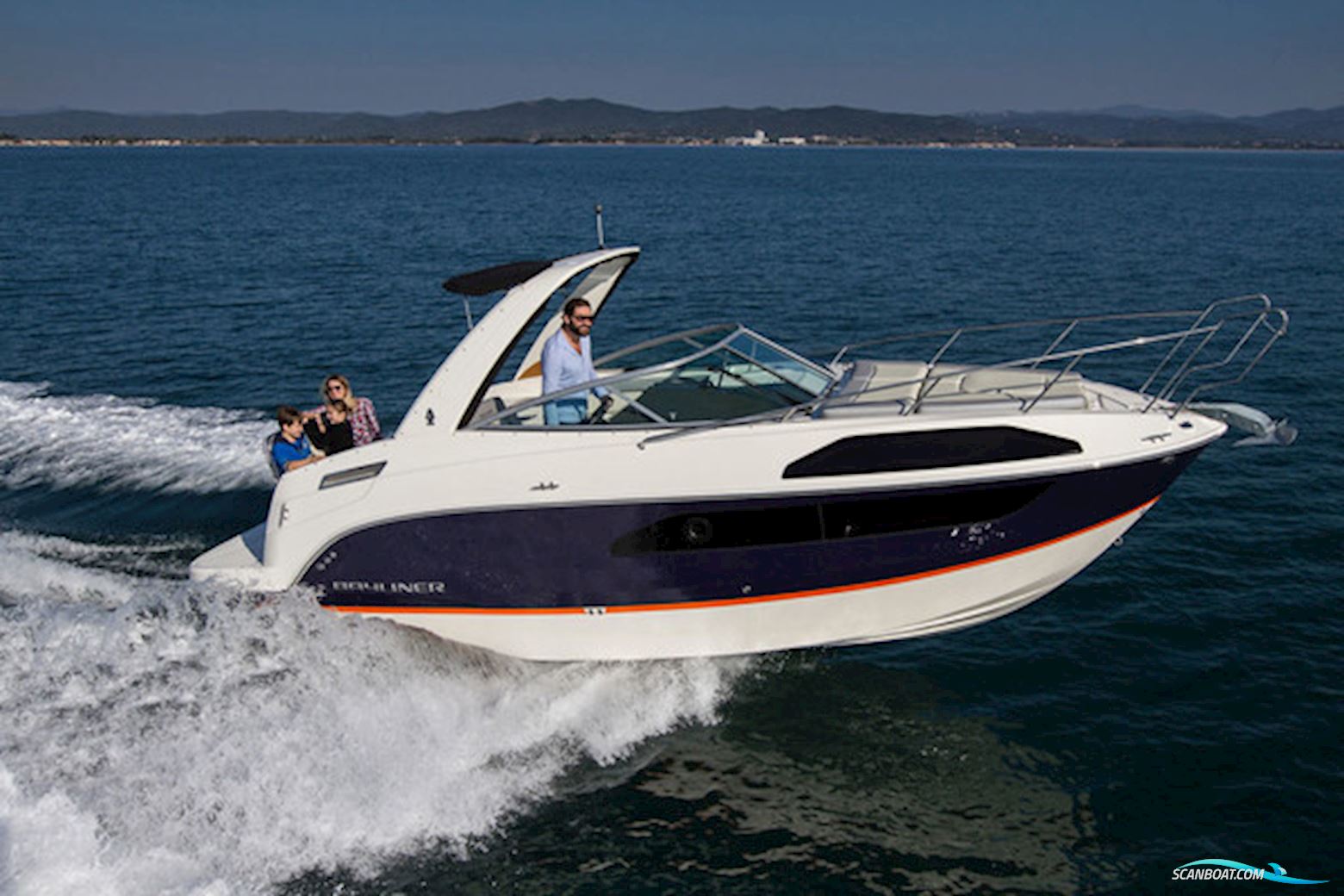 Bayliner Ciera 8 med Mercruiser sterndrive