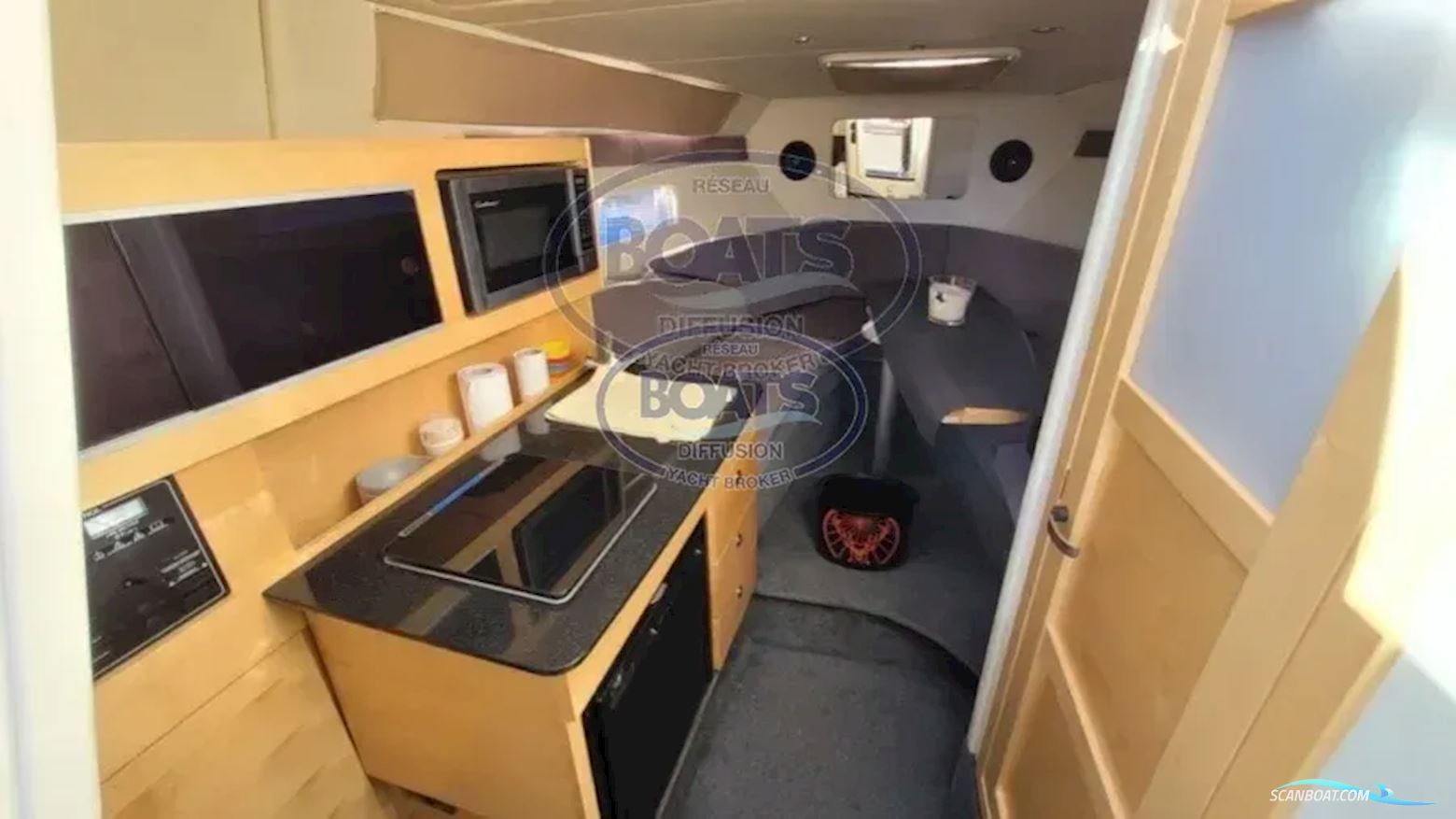Bayliner Ciera 8