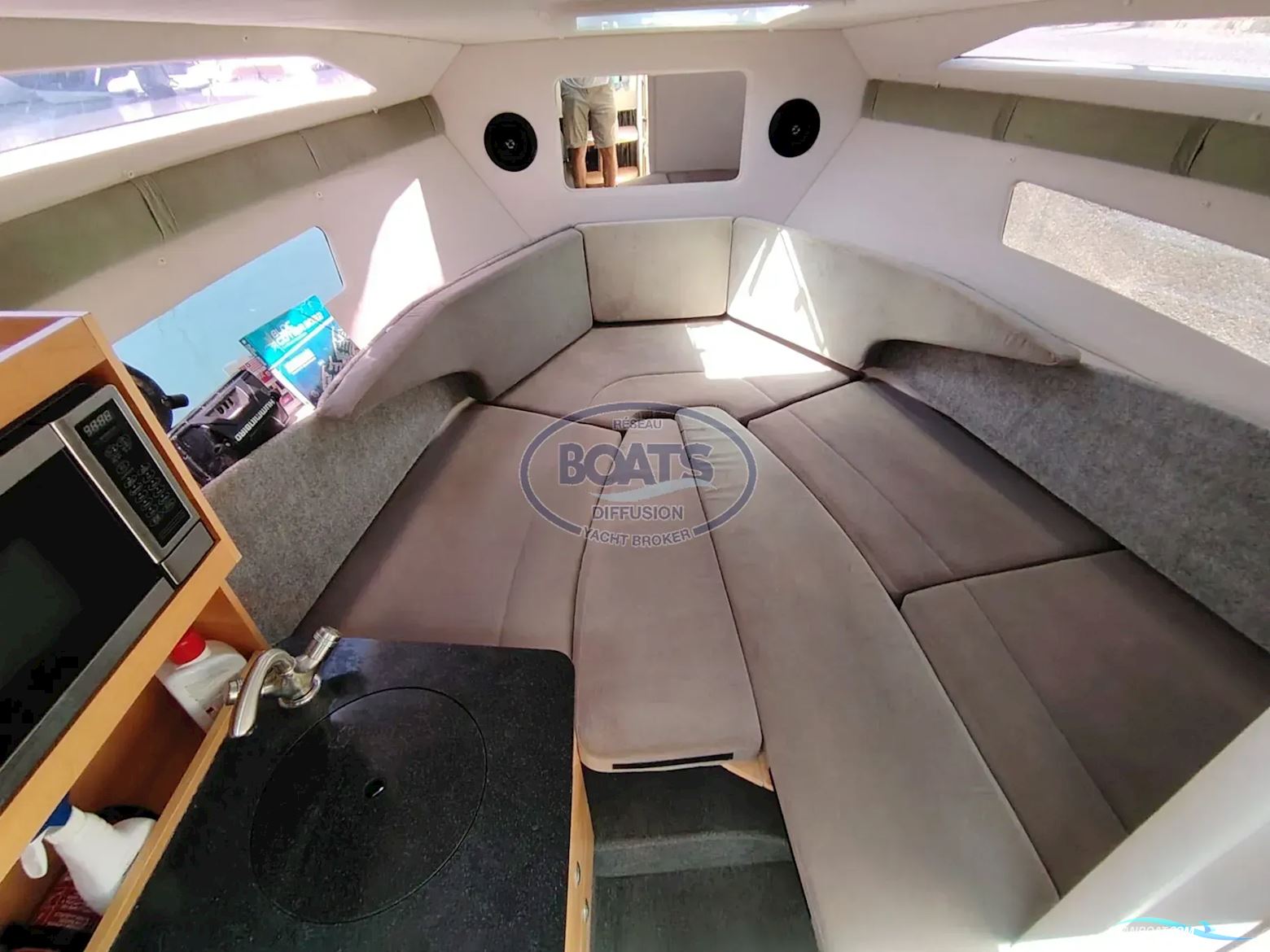 Bayliner Ciera 8