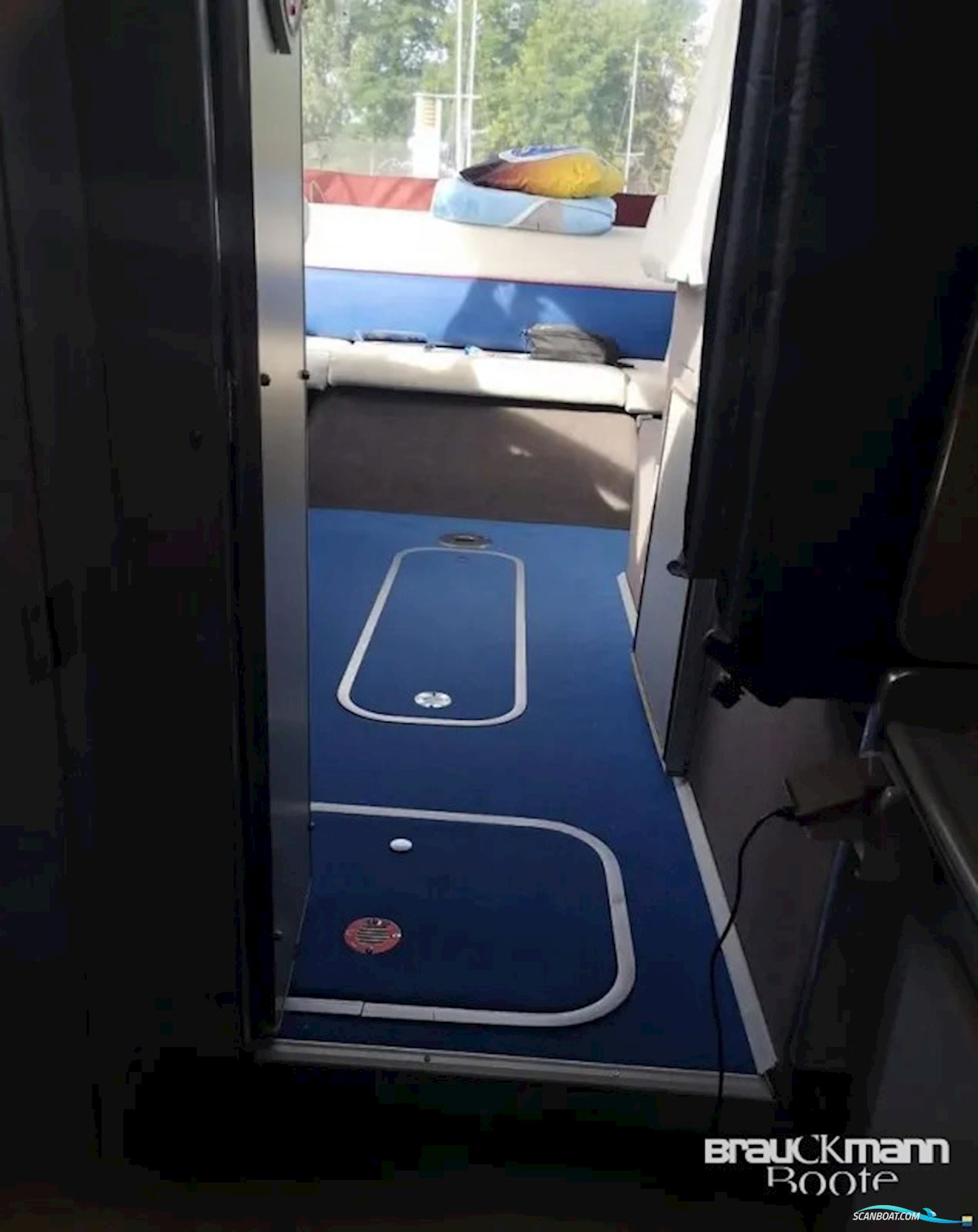 Bayliner Classic 2252