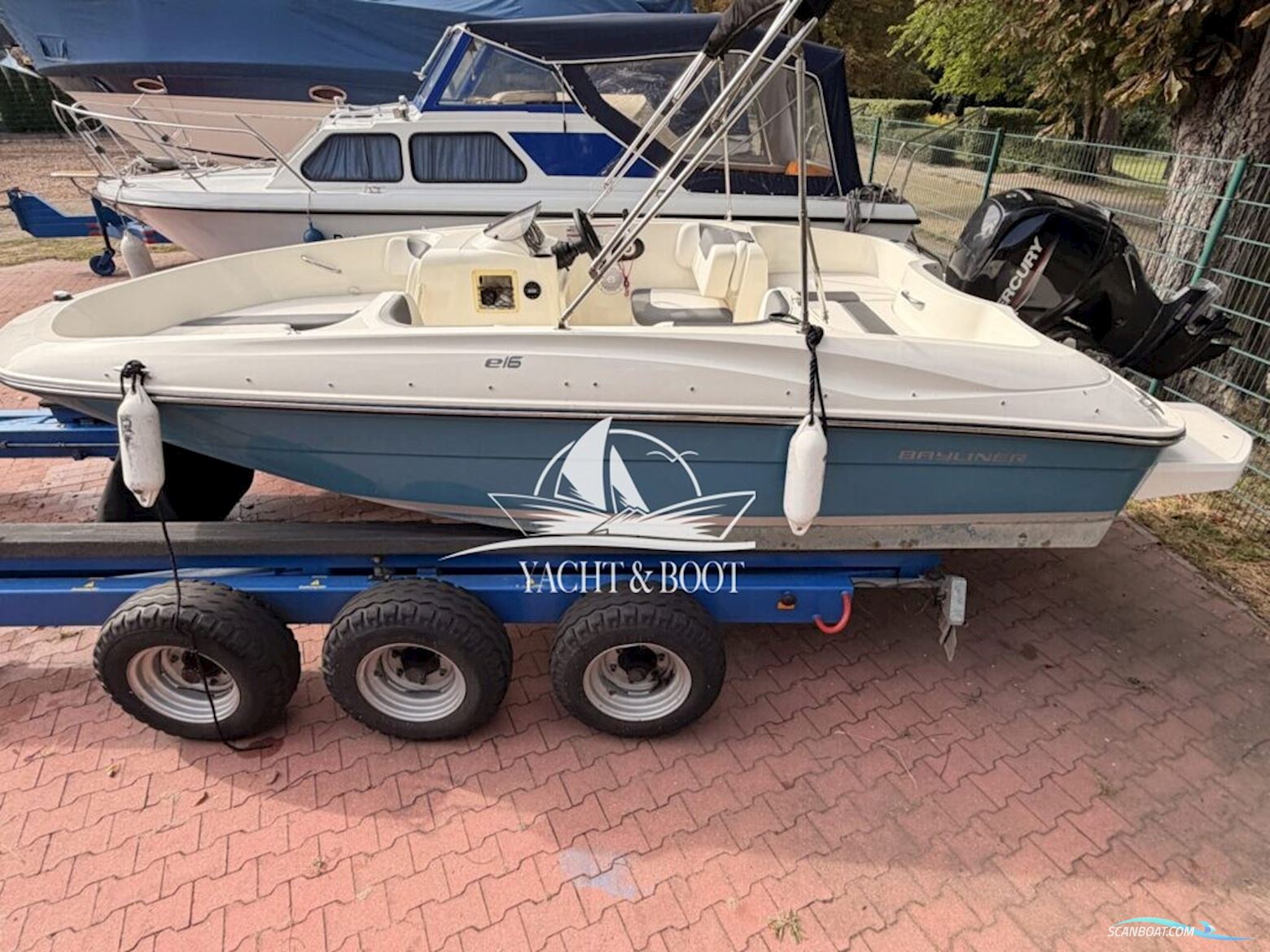 Bayliner e16