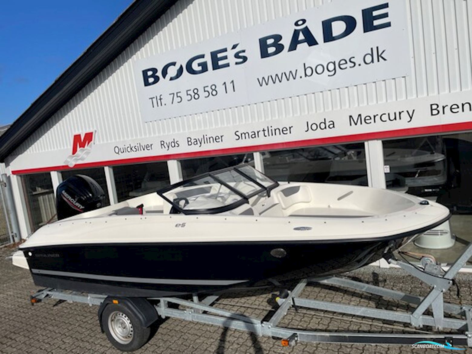 Bayliner E5 Med Mercury F80 Elpt Efi og Brenderup 201300B