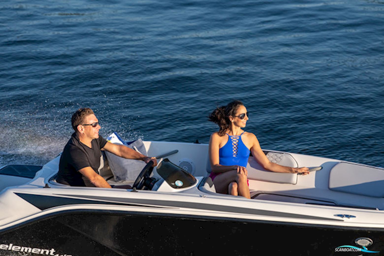 Bayliner M15 med Mercury F60 ELPT-EFI og udstyr