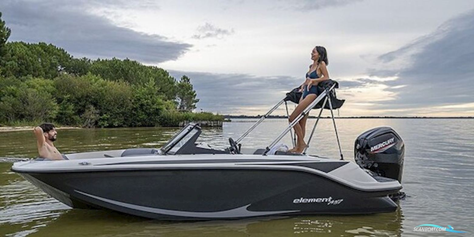 Bayliner M17 Med 100 hk Mercury-Efi 4 Takt 2,1L