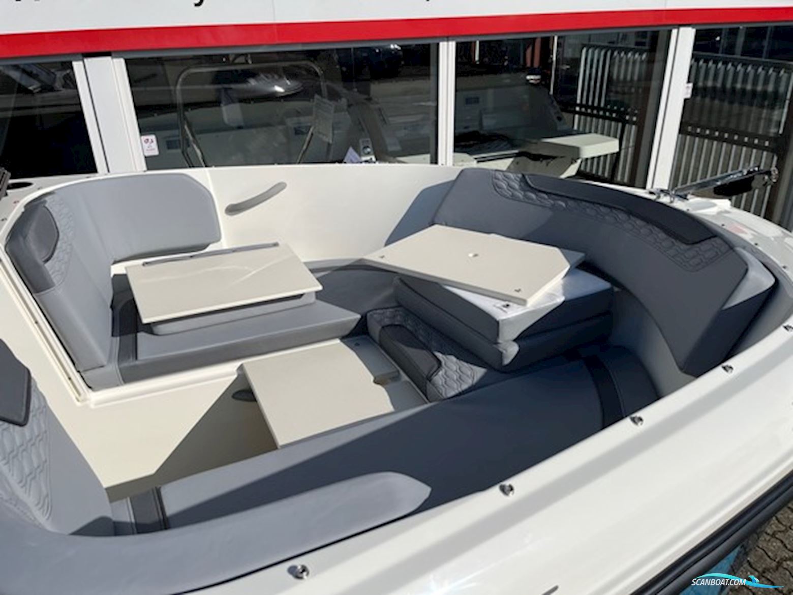 Bayliner M19 Med 115 hk Mercury-Efi XL CT 2,1L - Med Udstyr - Solgt AB
