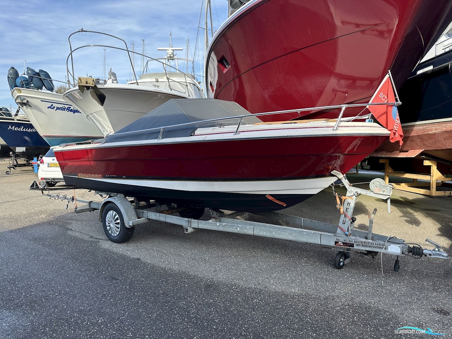 Bayliner Quartermaster Motorbåd 1979, Holland