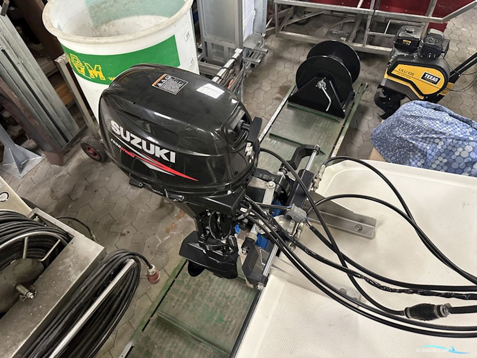 Bayliner Trophy Pro 2359WA