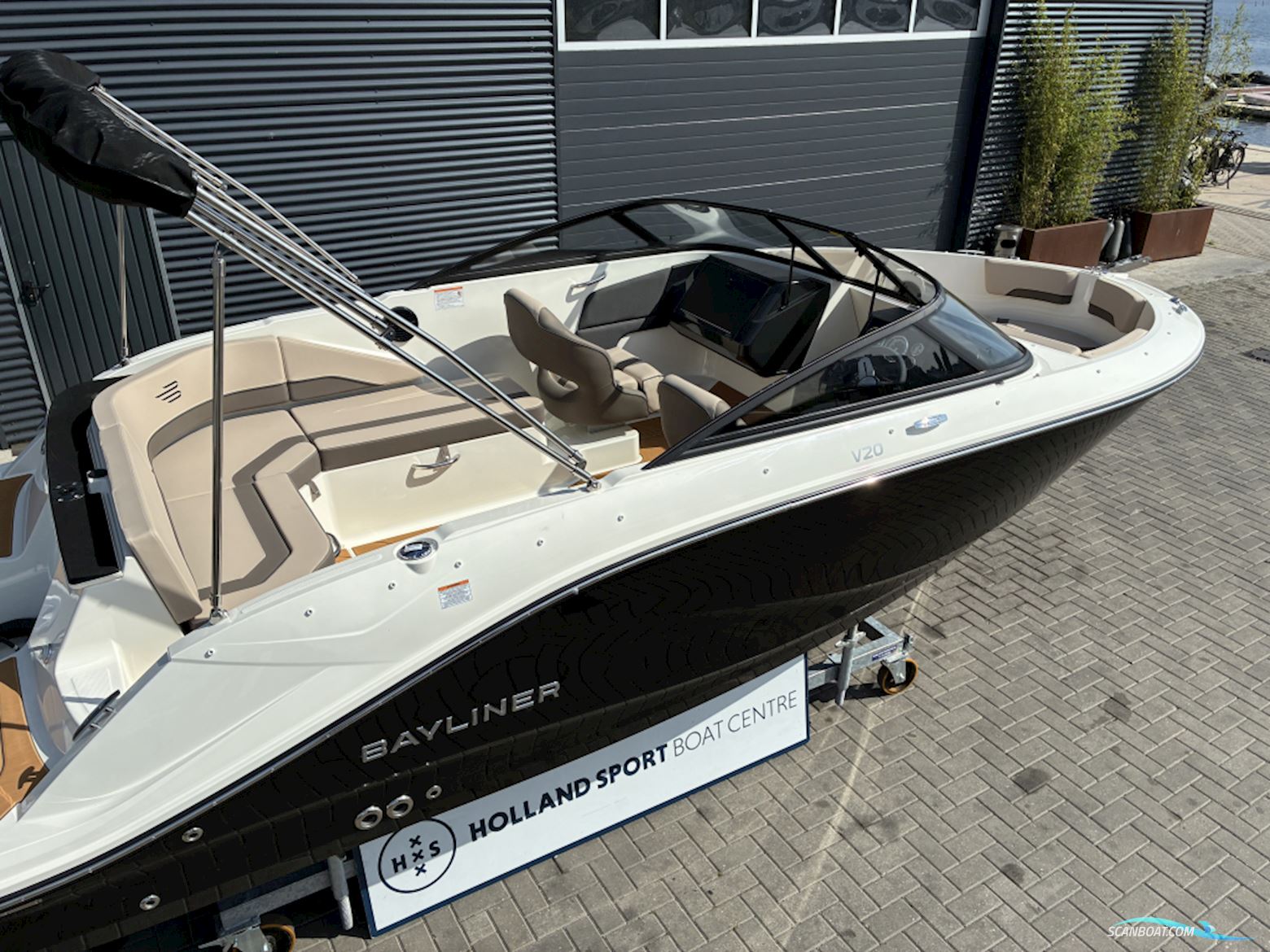 Bayliner V20