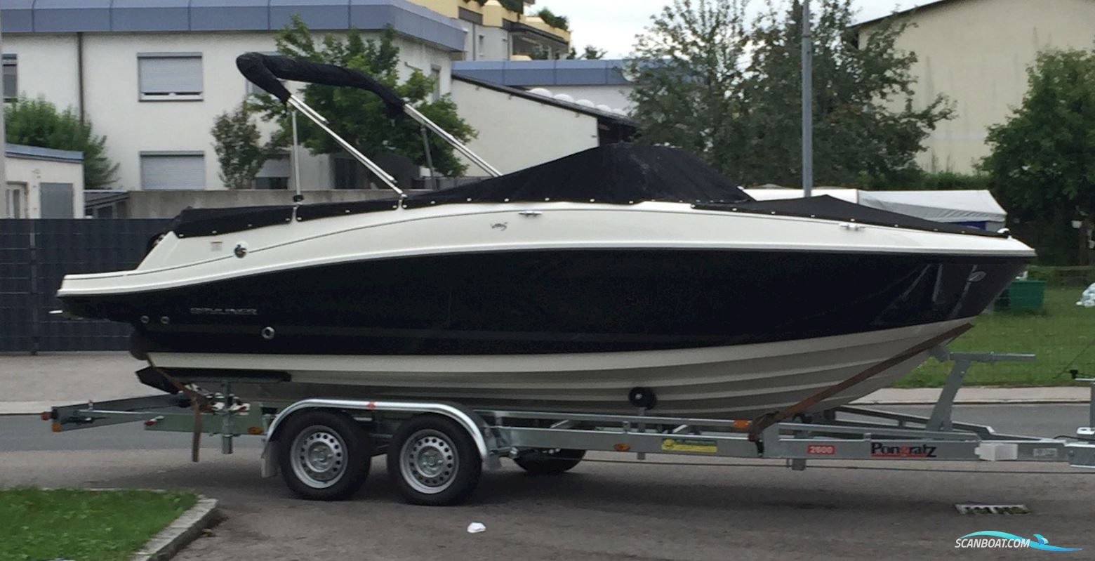 Bayliner VR 5 Bowrider - 4,5 V6 200 PS Motorbåd 2016, med Mercruiser 4,5 Mpi V6 motor, Østrig