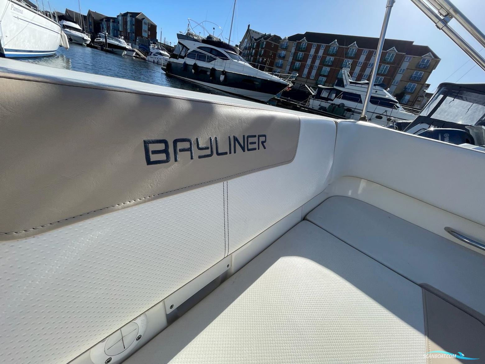 Bayliner VR 5