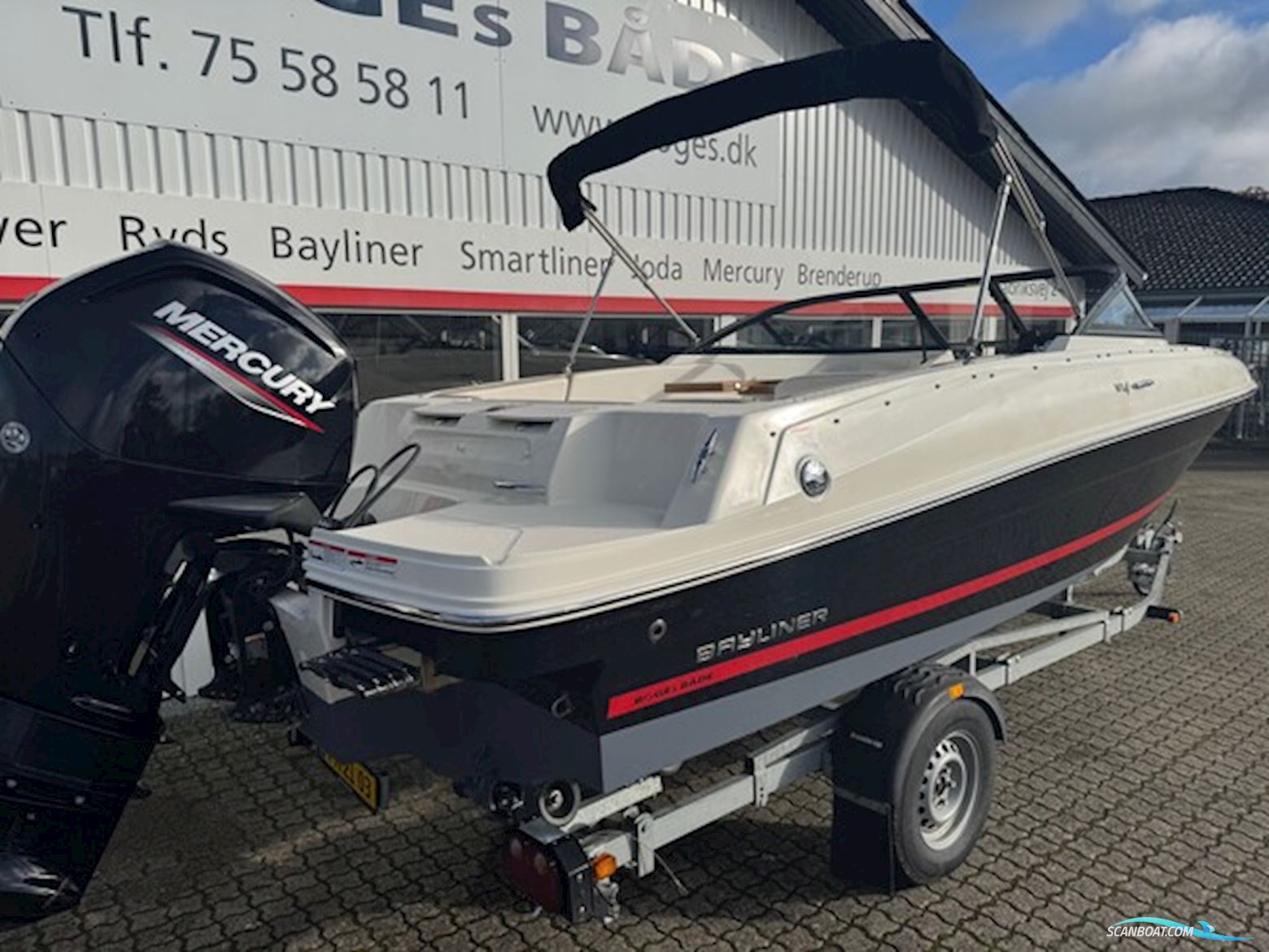 Bayliner VR4 Bowrider med 115 hk Mercury 2,1L XL CT - SOLGT
