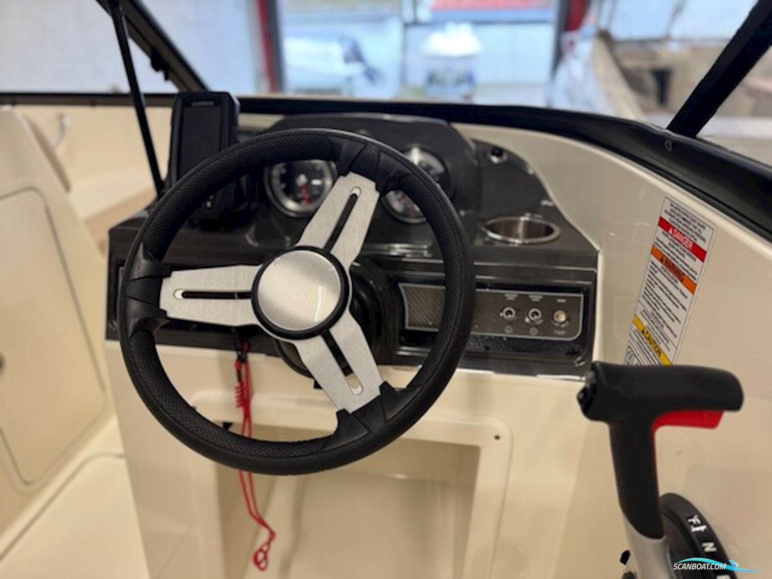 Bayliner VR4 Bowrider med 115 hk Mercury 2,1L XL CT