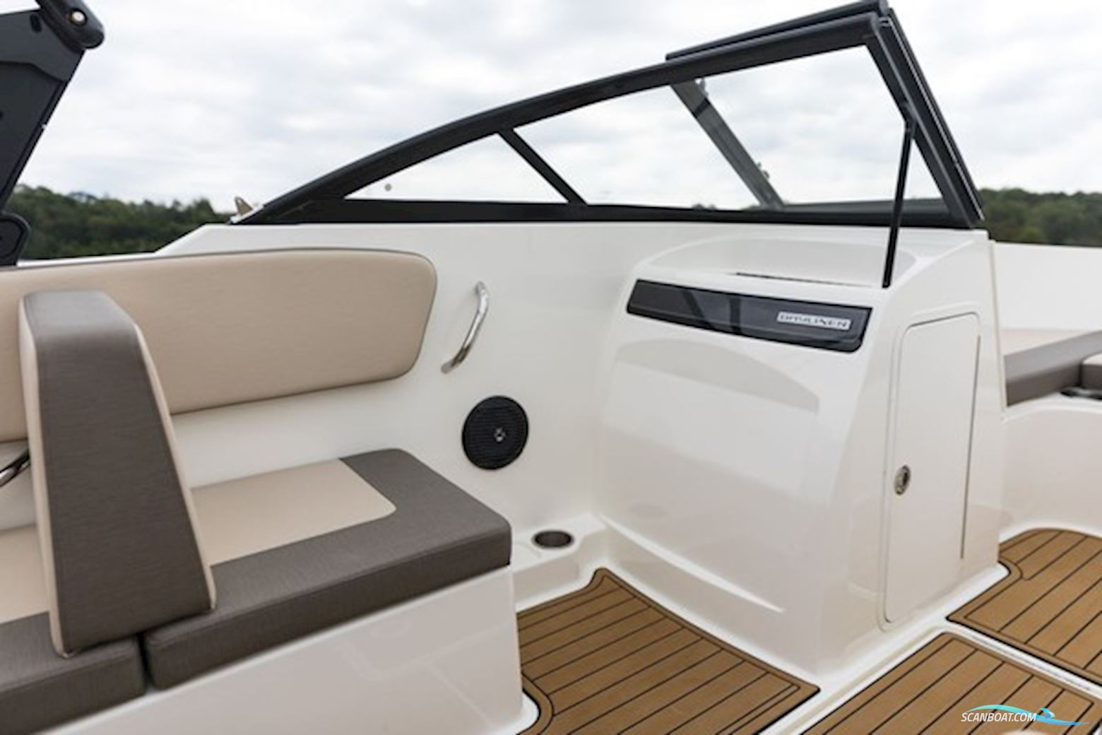 Bayliner VR4 Bowrider med 115hk Mercury 2,1L XL CT - Inkl. ekstra udstyr.