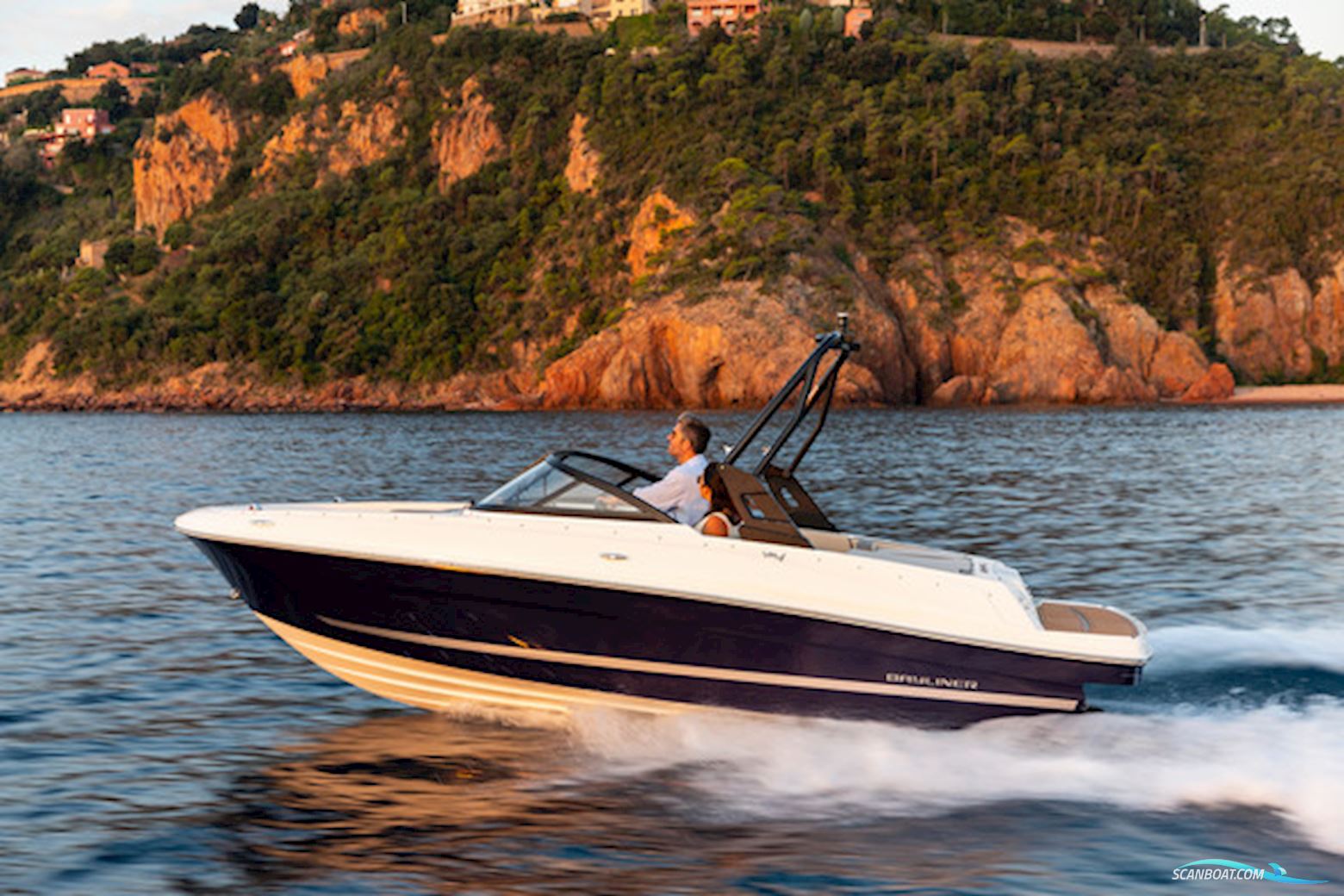 Bayliner VR4 med MerCruiser sterndrive Motorbåd 2024, Danmark