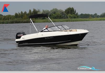 Bayliner VR4 Motorbåd 2018, Holland