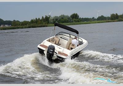 Bayliner VR4 Motorbåd 2018, Holland