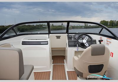 Bayliner VR4 Motorbåd 2018, Holland