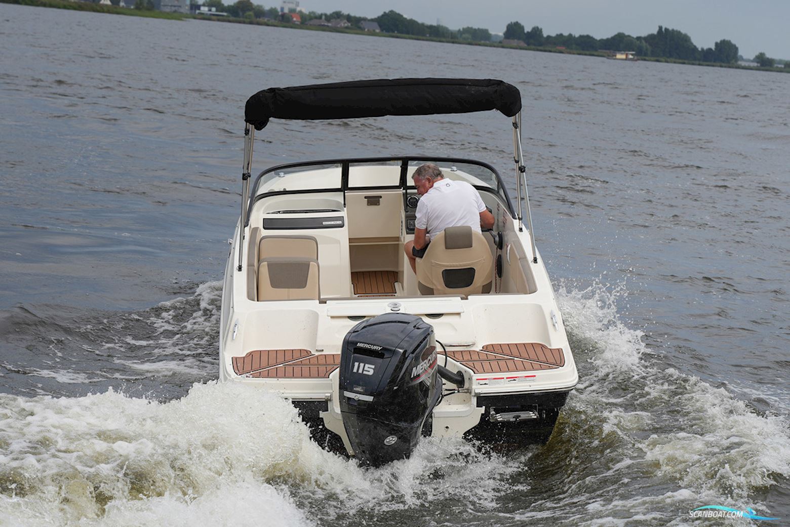 Bayliner VR4
