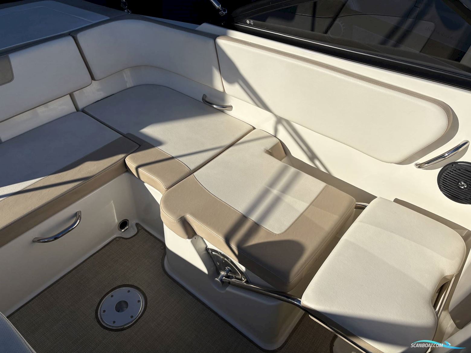 Bayliner VR5 - Mercruiser 4.5L 200 HK