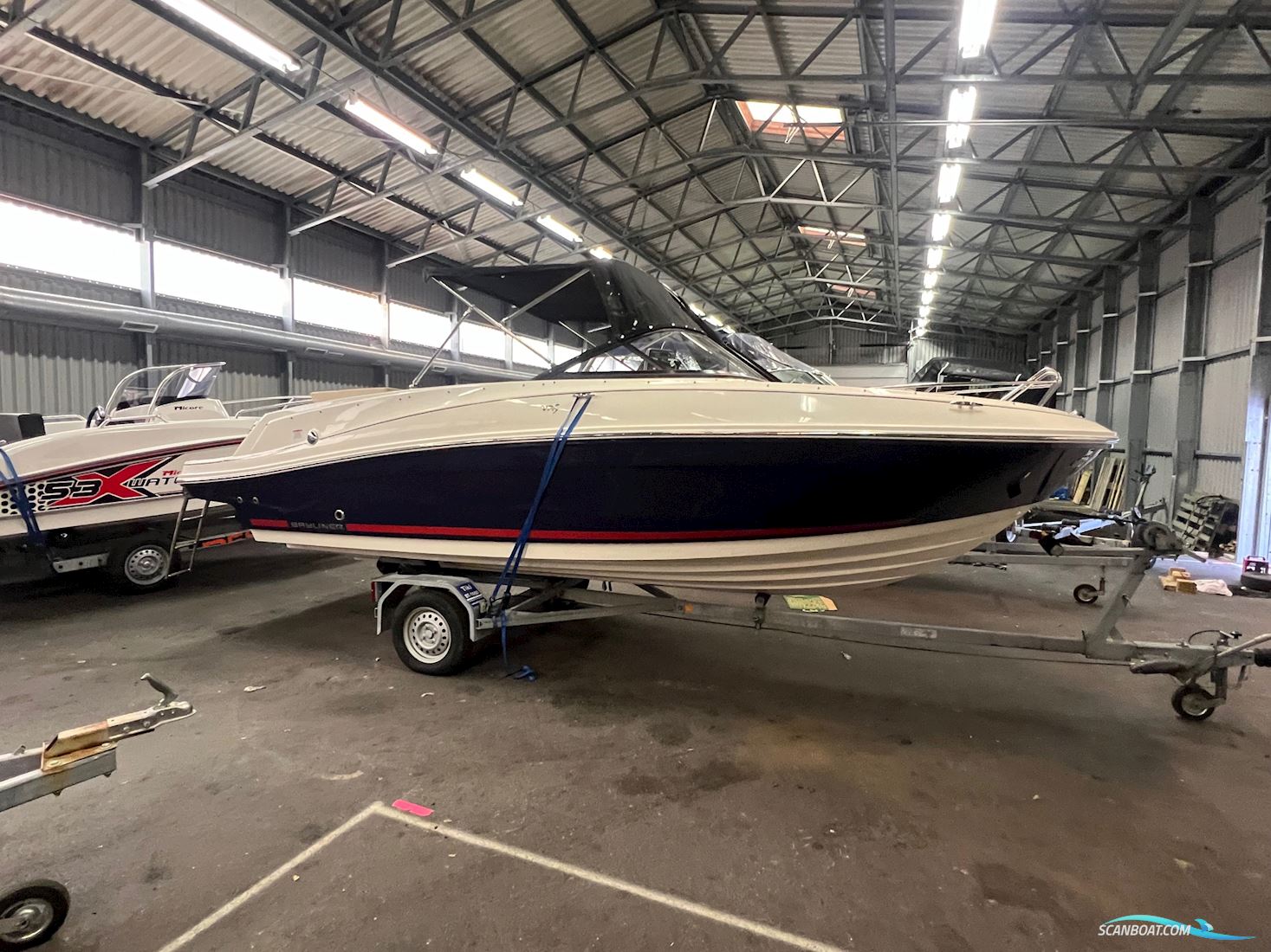 Bayliner VR5 - Mercruiser 4.5L