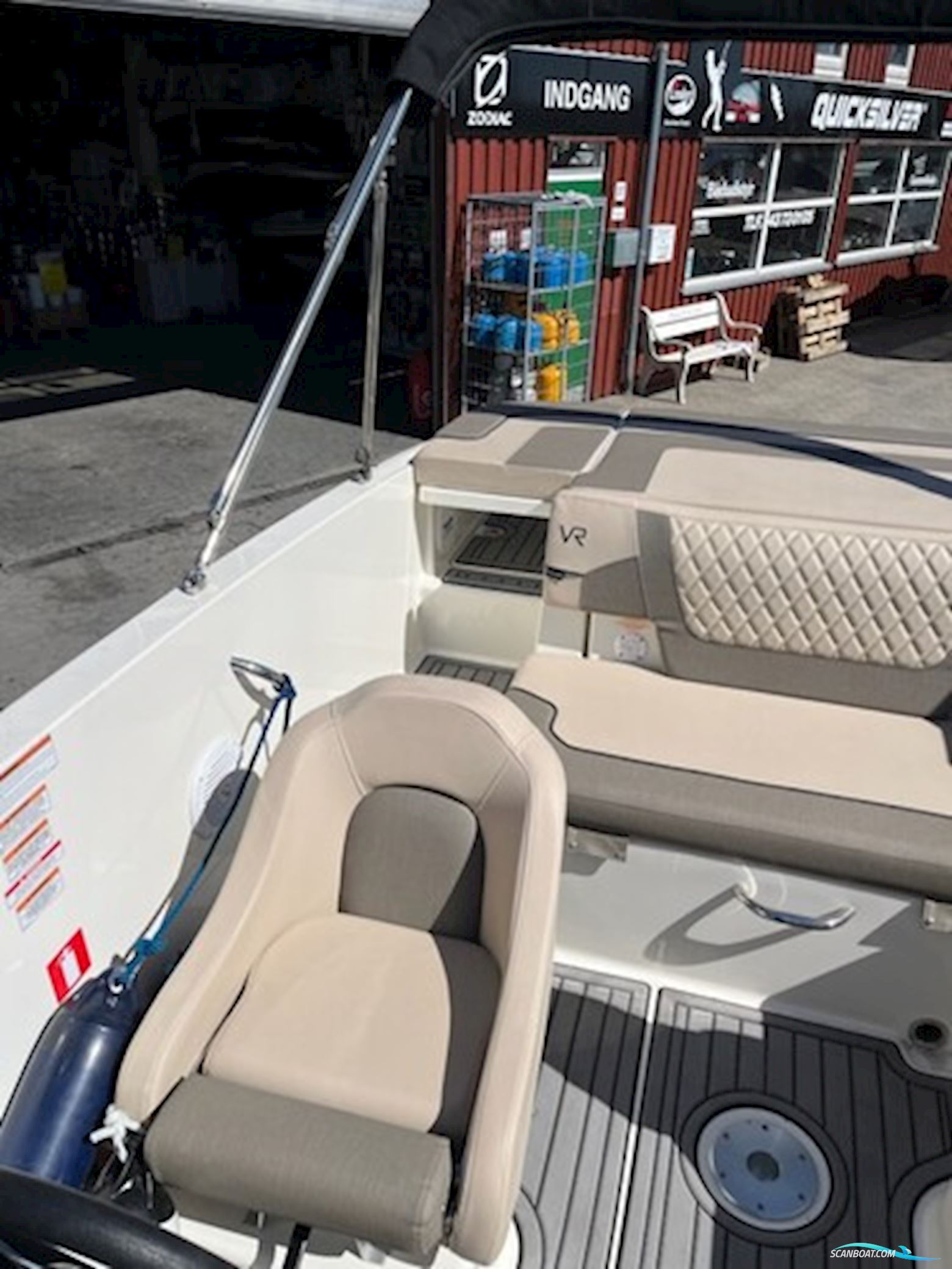 Bayliner VR5 Bowrider 