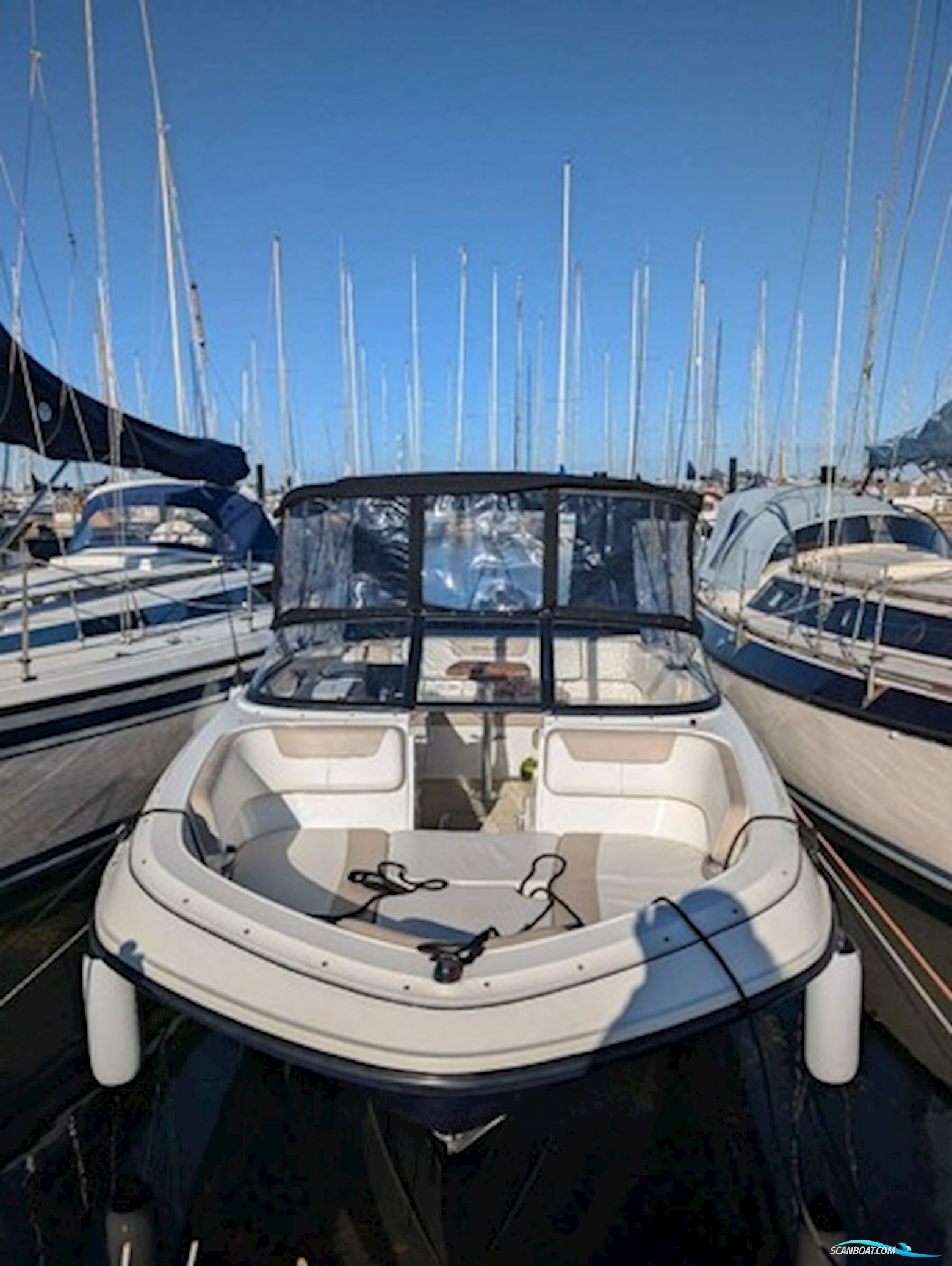 Bayliner VR5 Bowrider 2018 – Klar Til Sommeren i Rungsted Havn Motorbåd 2018, med Mercury motor, Danmark
