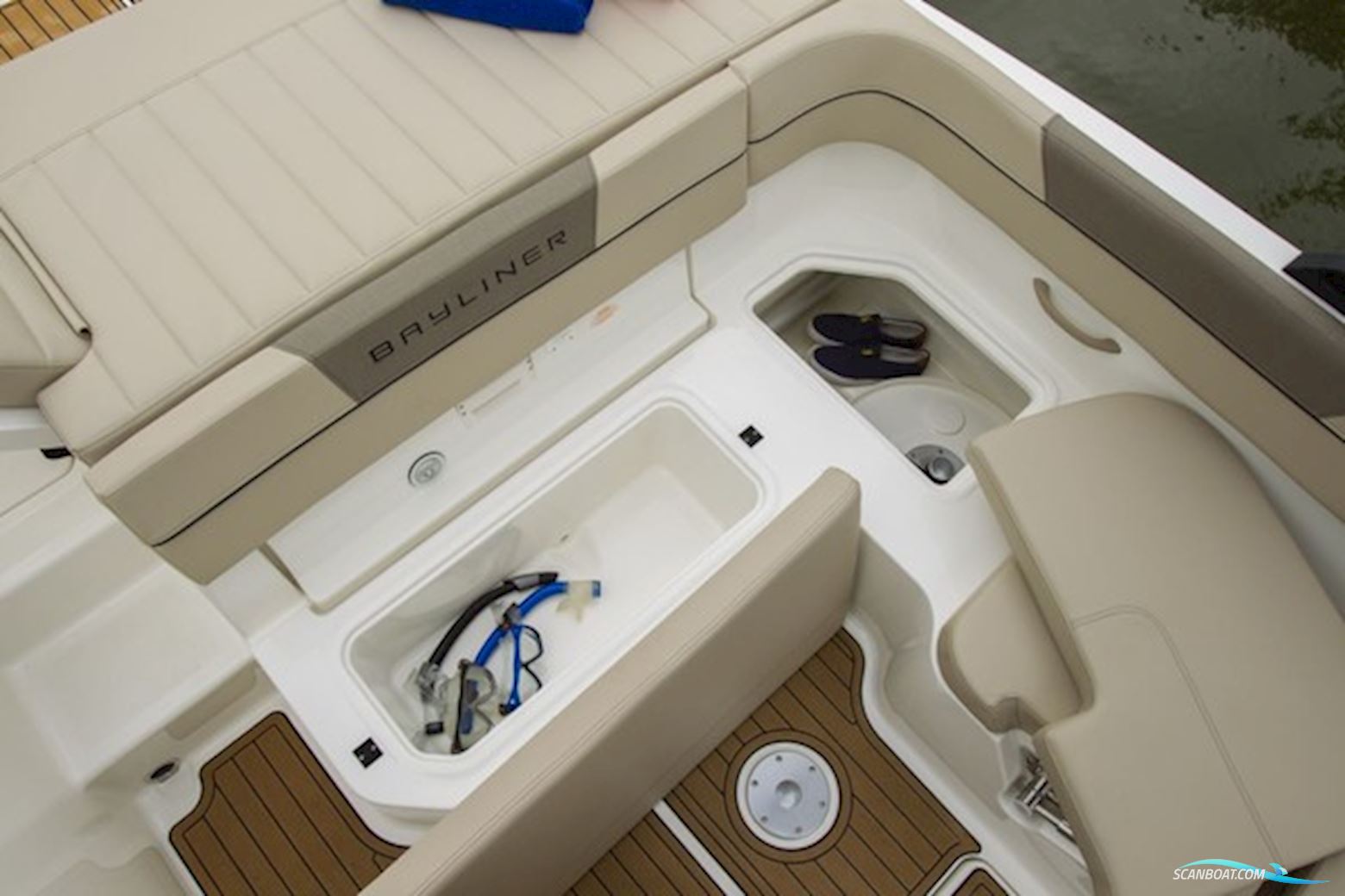 Bayliner VR5 Bowrider OB (2024)