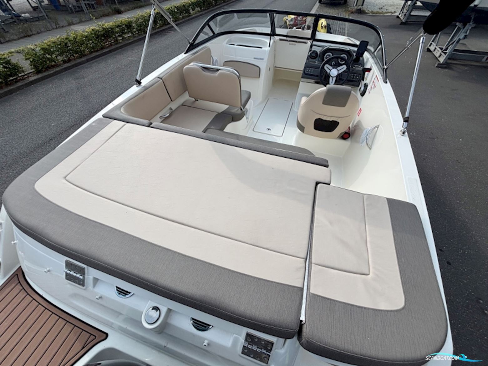 Bayliner VR5 Bowrider OB