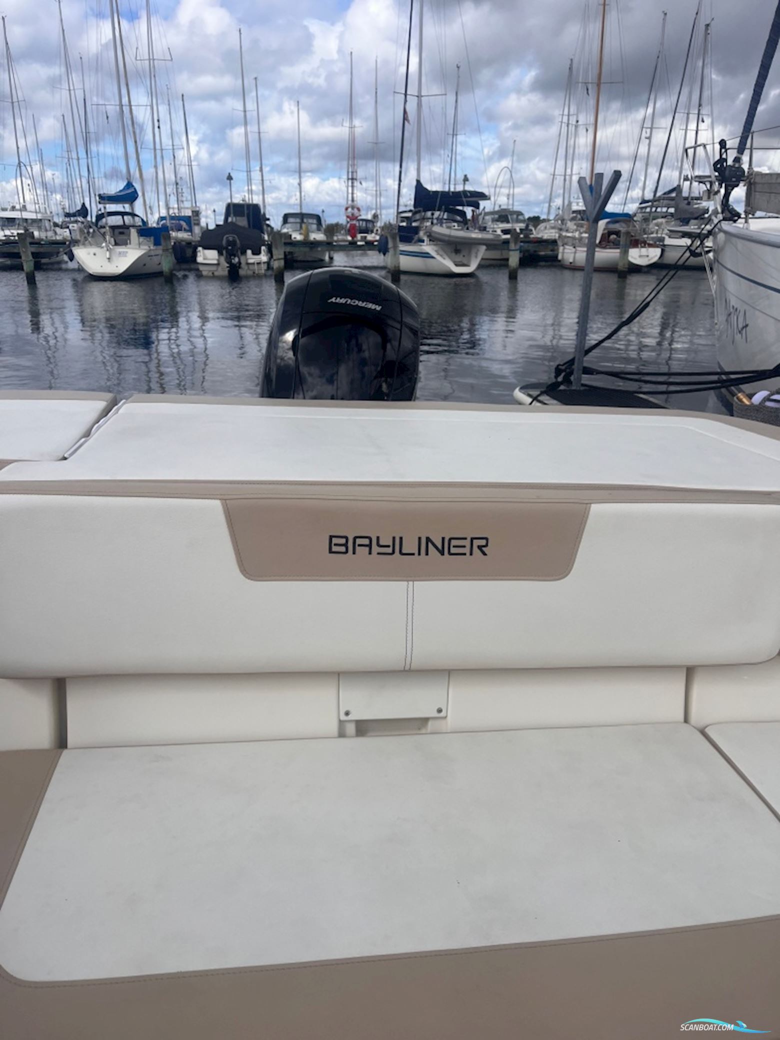 Bayliner VR5 Cuddy  -  SOLGT/SOLD