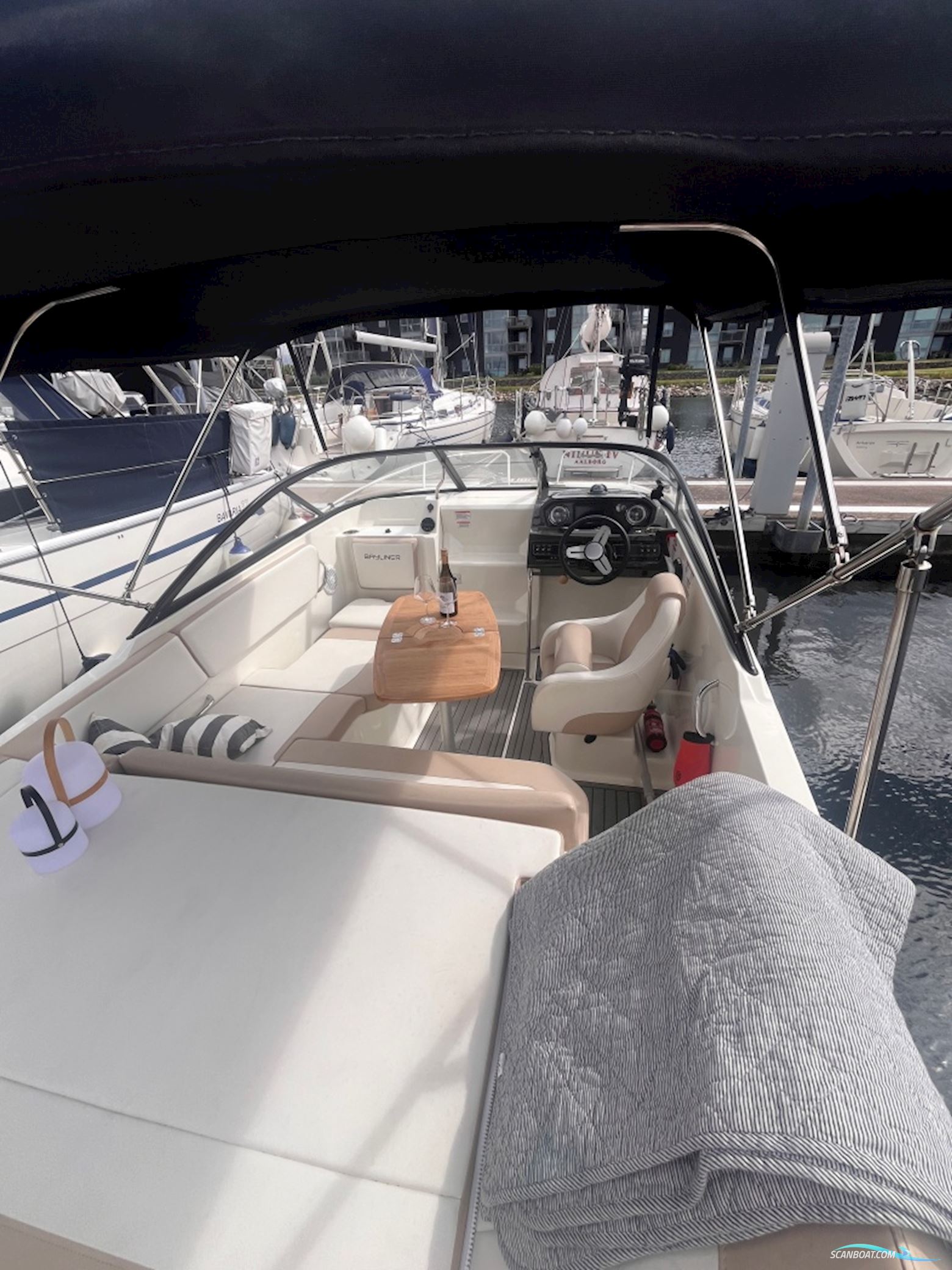 Bayliner VR5 Cuddy - Solgt/Sold