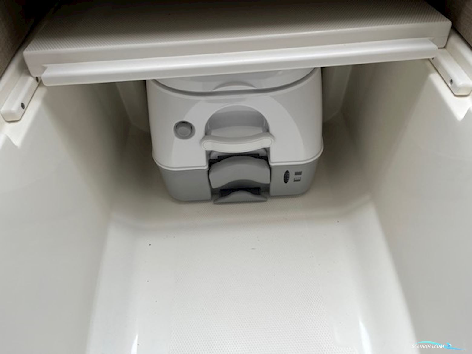 Bayliner VR5 Cuddy Med Mercury F200 XL-Efi DS V6 - Inkl. Udstyr -