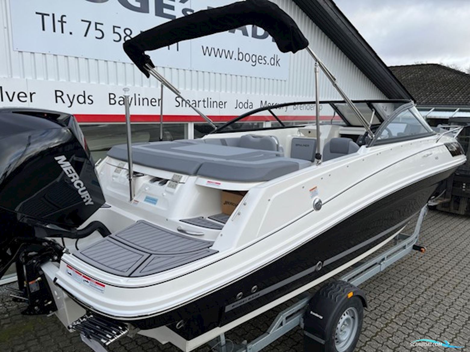 Bayliner VR5 Cuddy med Mercury F200 XL-EFI DS V6 - inkl. udstyr - TILBUD