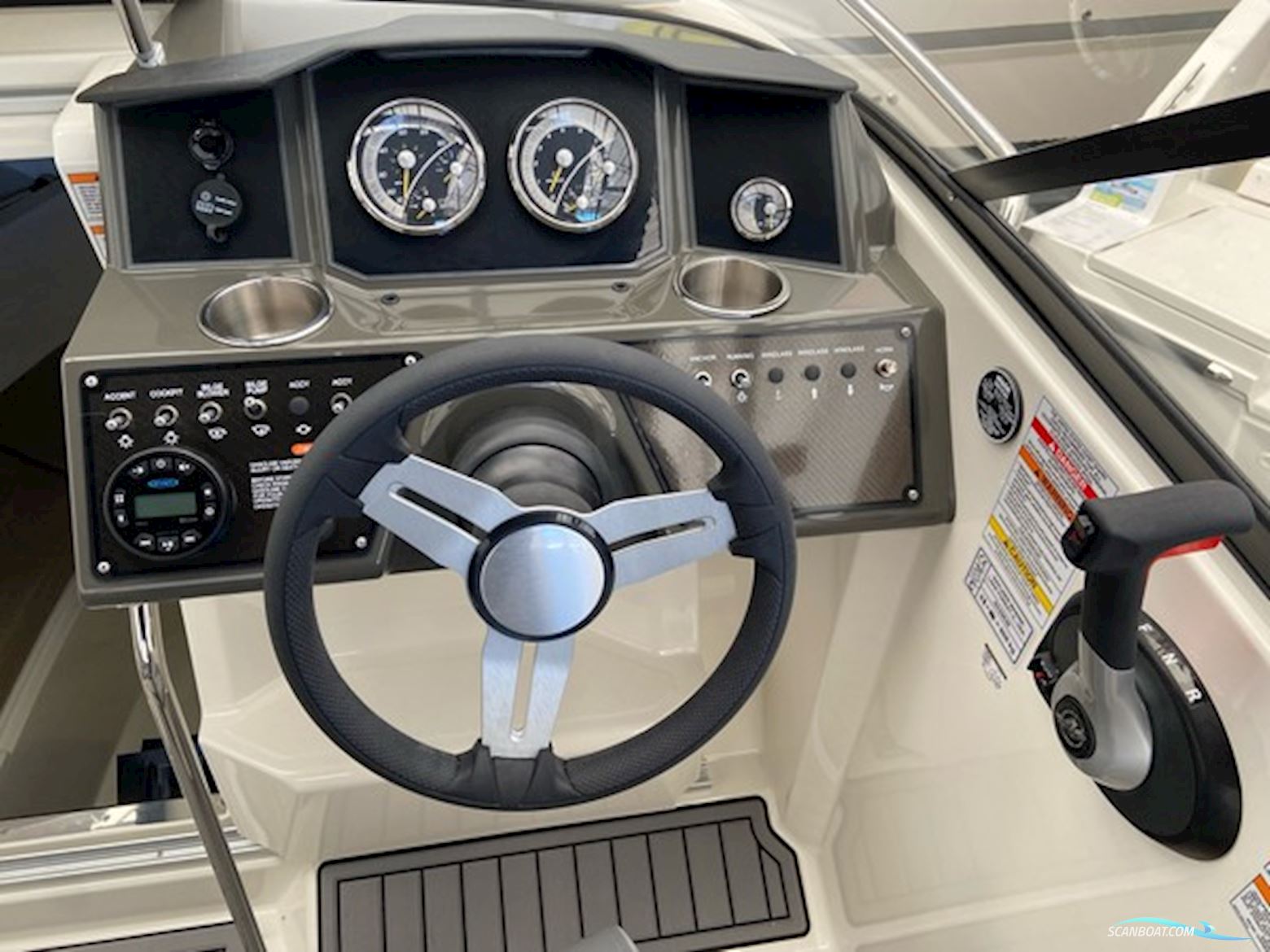 Bayliner VR5 Cuddy, MerCruiser 4.5L MPI...SOLGT