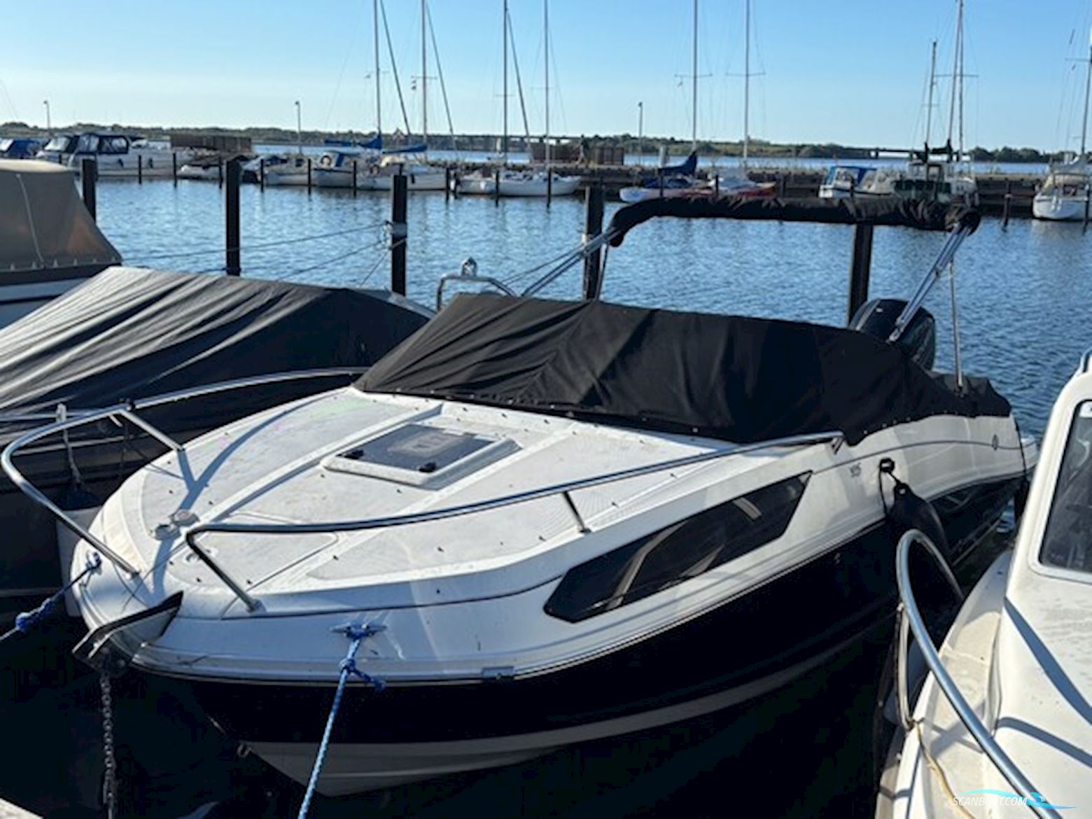 Bayliner VR5 Cuddy – Mercury 150 hk – 2018