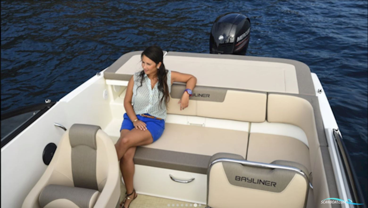Bayliner VR5 Cuddy OB (Sat 52.430.- Ned )