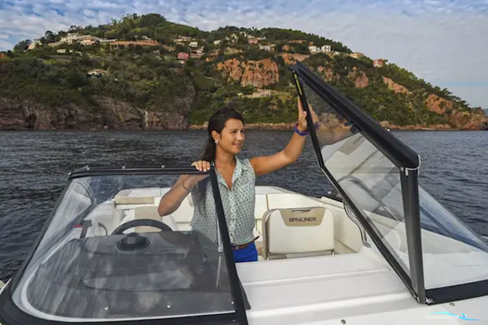 Bayliner VR5 Cuddy OB (Sat 52.430.- Ned )