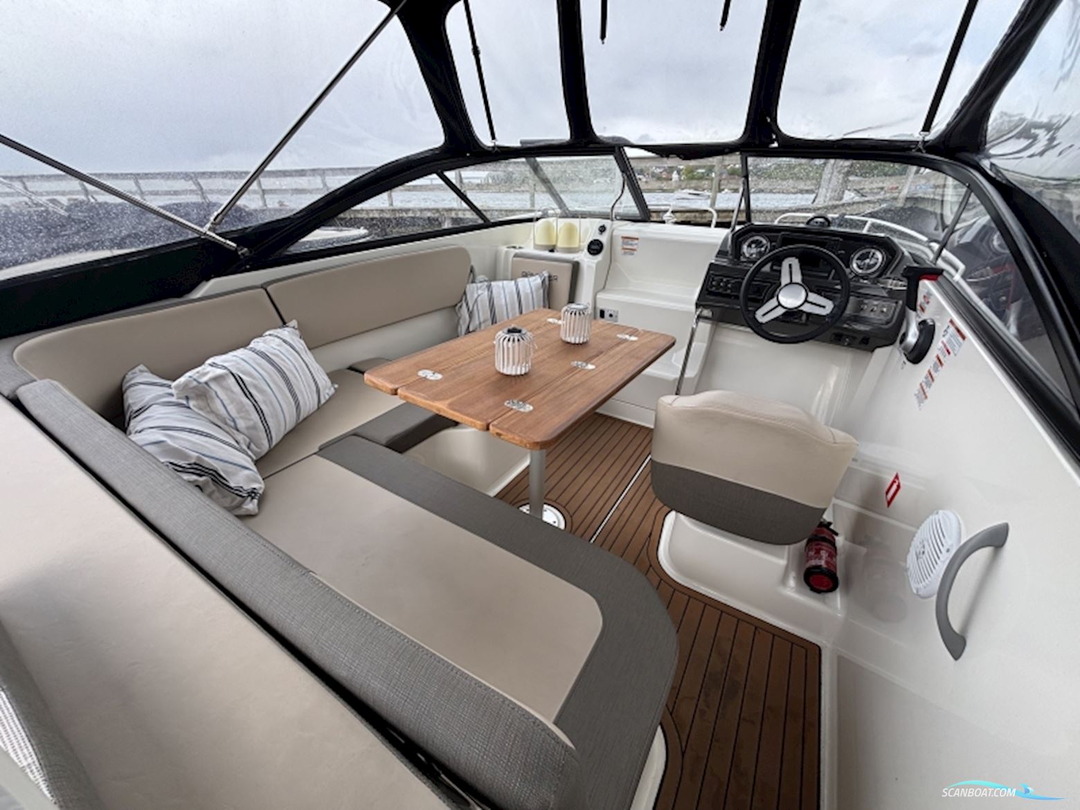 Bayliner VR5 Cuddy OB