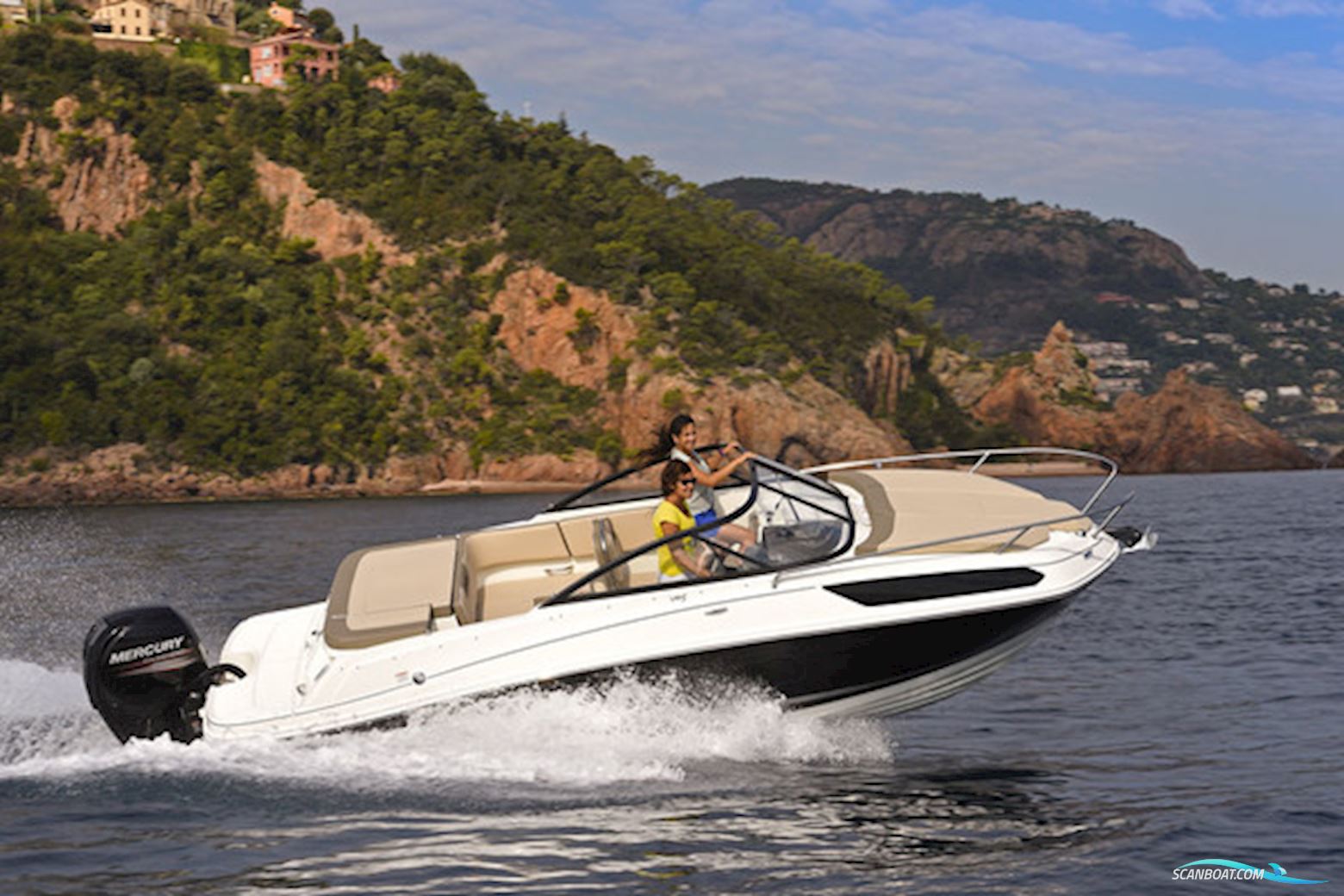 Bayliner VR5 OB Cuddy