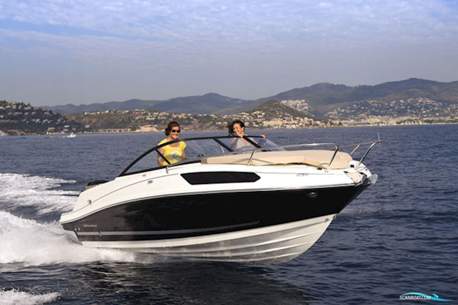 Bayliner VR5 OB Cuddy