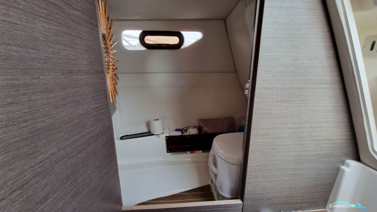 Bayliner VR6 - Mercruiser 4.5L