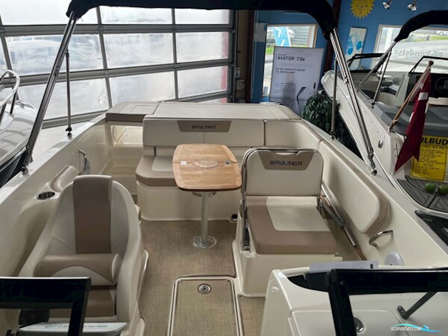 Bayliner VR6 Bowrider 
