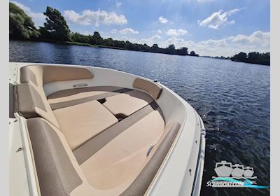 Bayliner VR6 Bowrider Motorbåd 2018, med mercruiser motor, Holland