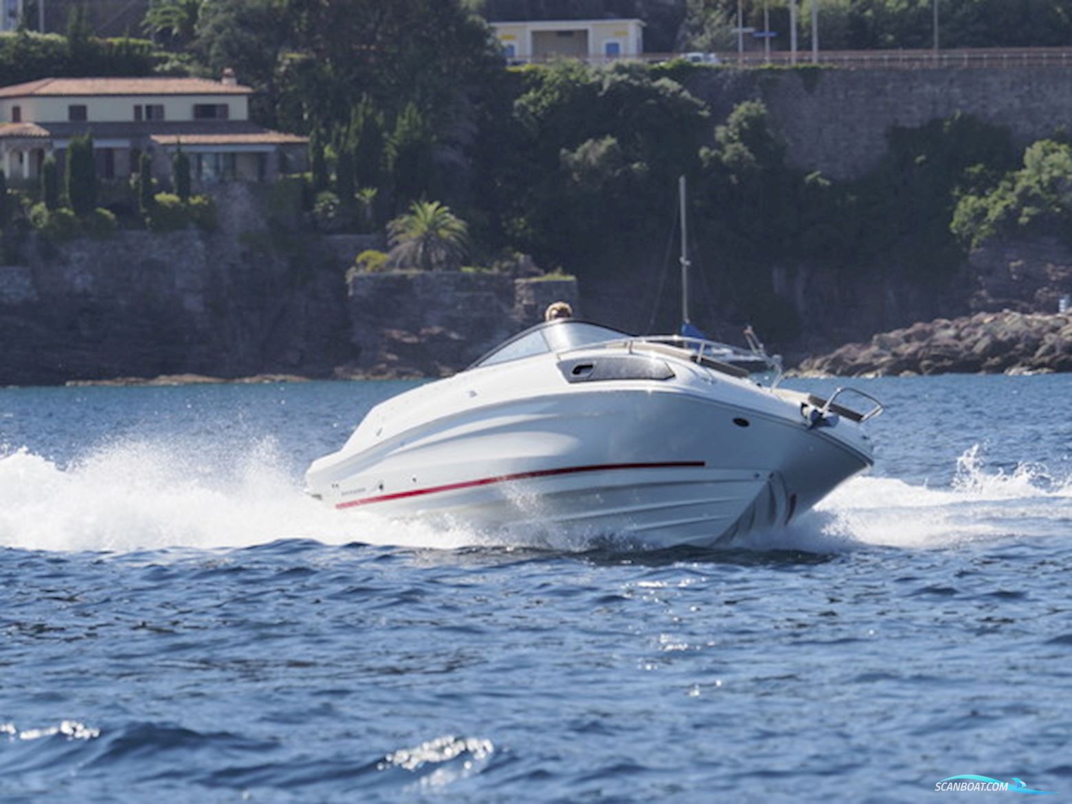 Bayliner VR6 Cuddy med MerCruiser sterndrive Motorbåd 2024, Danmark