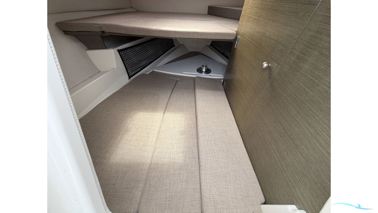 Bayliner VR6 Cuddy