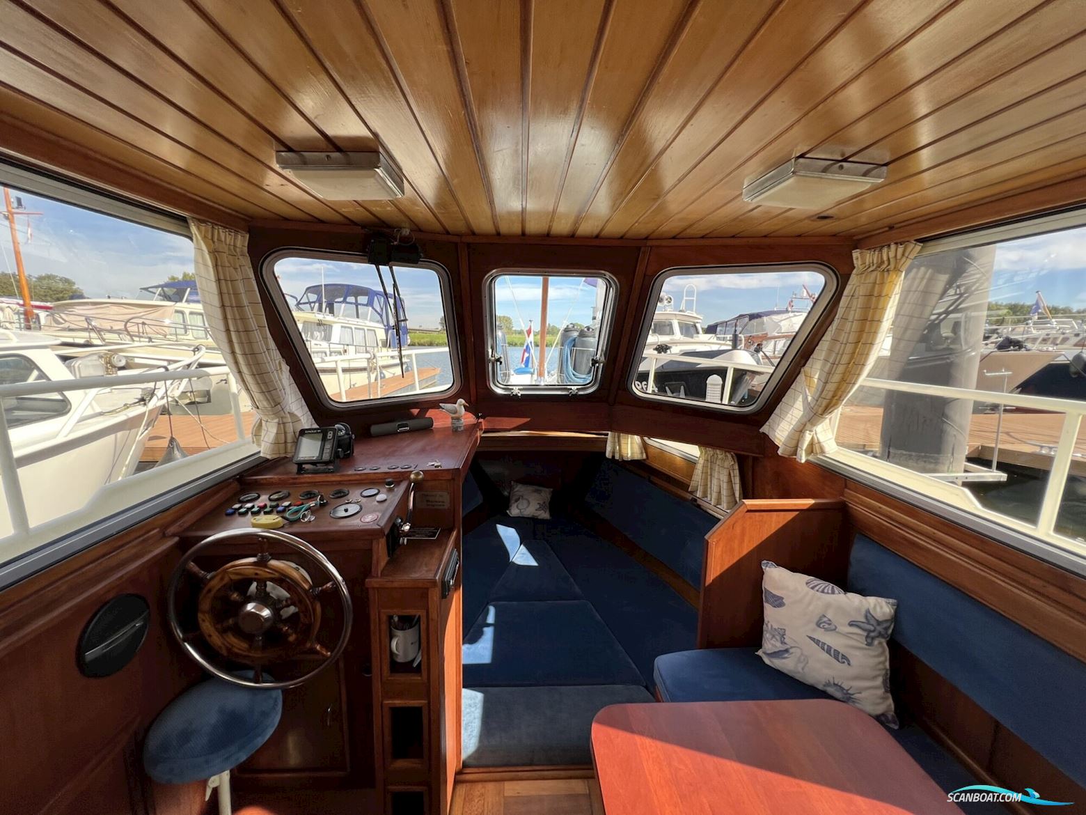 Beachcraft 11.30 AK Cabrio