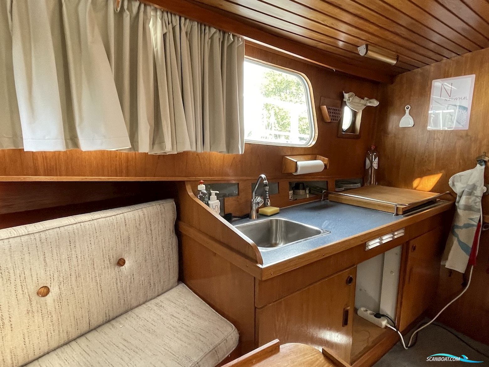 Beenhakker kotter 900