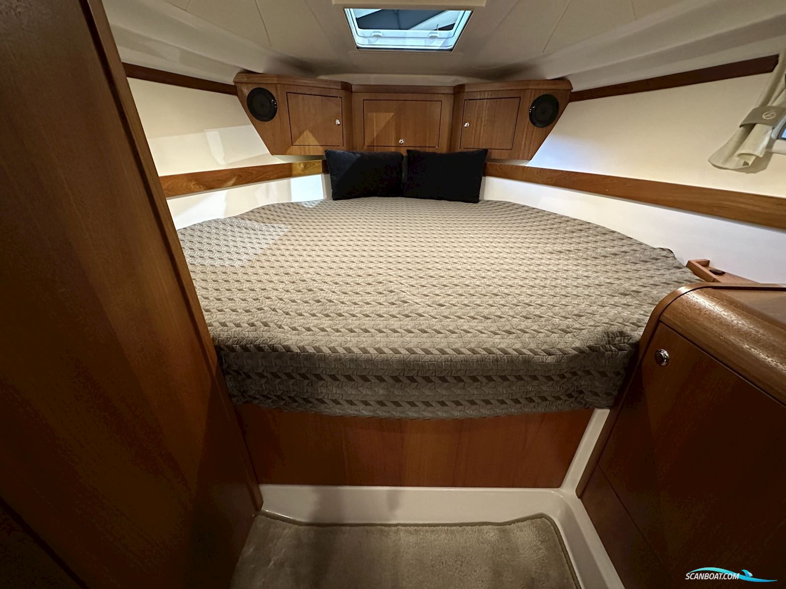 Begagnad Aquador 28 HT -21